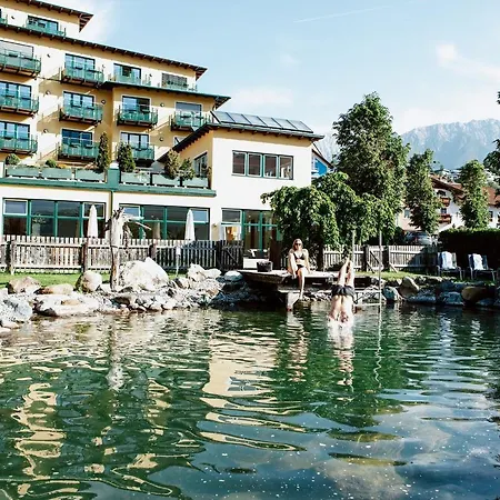 Zum Hirschen Отель 3*