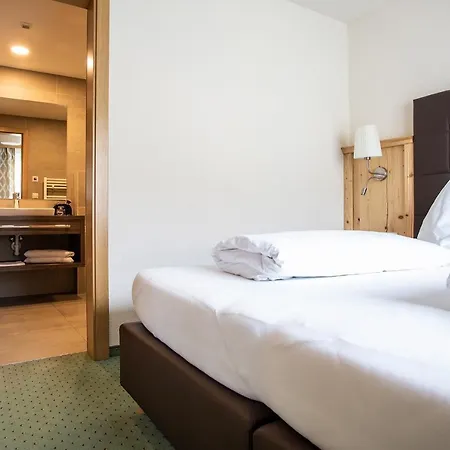 Zum Hirschen 3* Имст