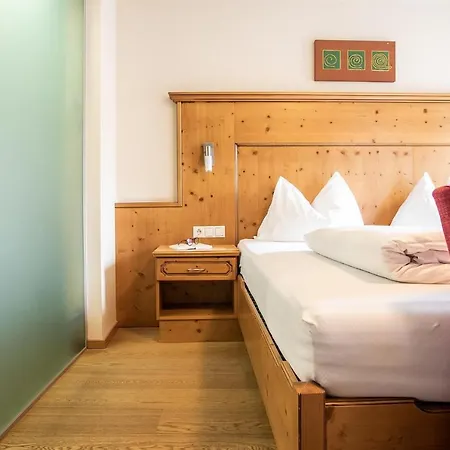 Zum Hirschen Hotel 3*