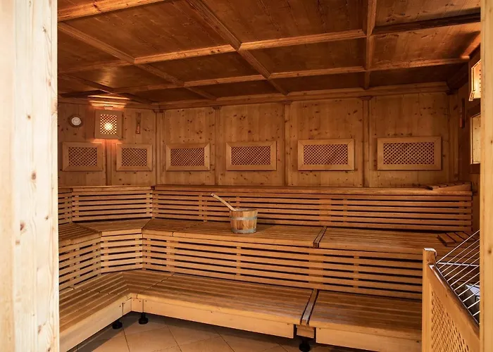 Zum Hirschen ホテル 3*