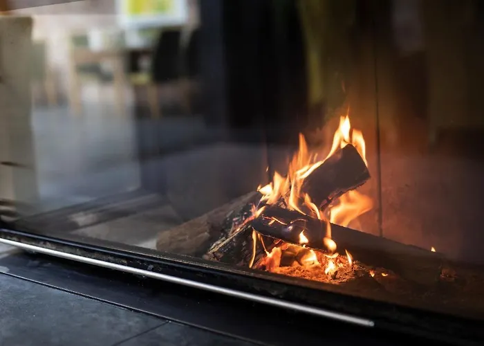 Zum Hirschen ホテル 3*