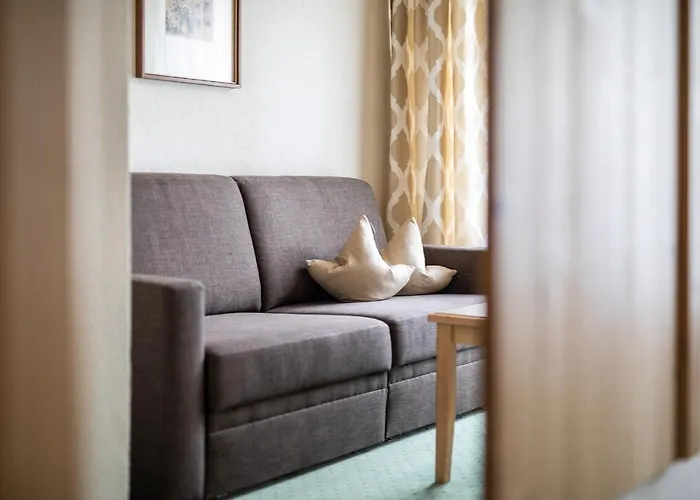 Hotel Zum Hirschen 3*