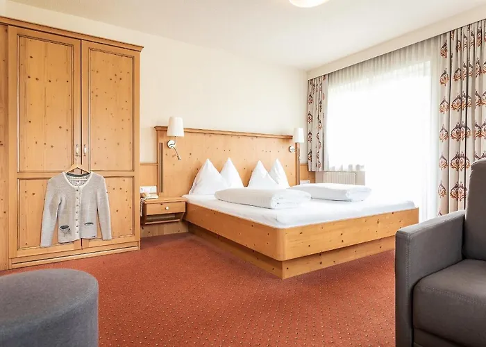 Zum Hirschen Hotel 3*