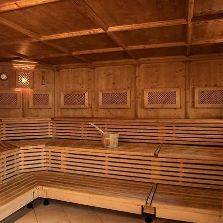 Zum Hirschen Hotel 3*