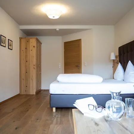 Zum Hirschen Hotel Imst