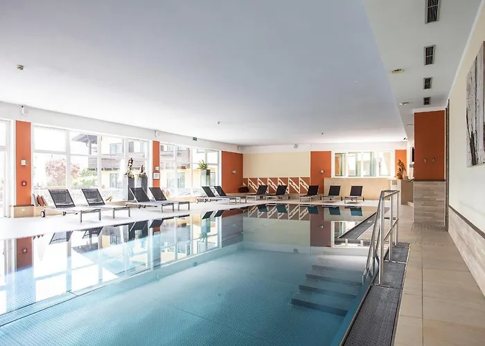 Zum Hirschen Hotel 3*